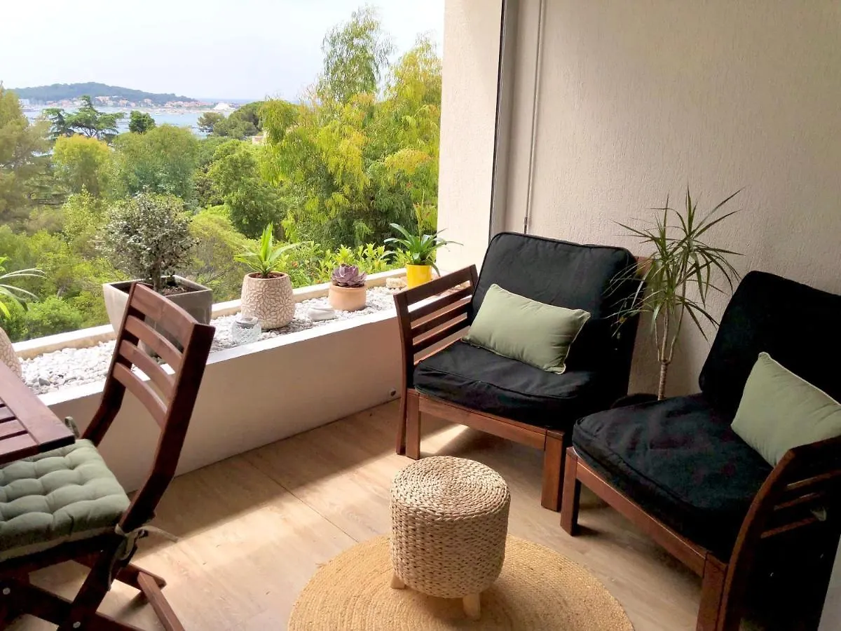 Apartment Charme & Calme-Tamaris- Studio Vue Mer - Piscine - Le Petit Olivier Sur Mer La Seyne-sur-Mer