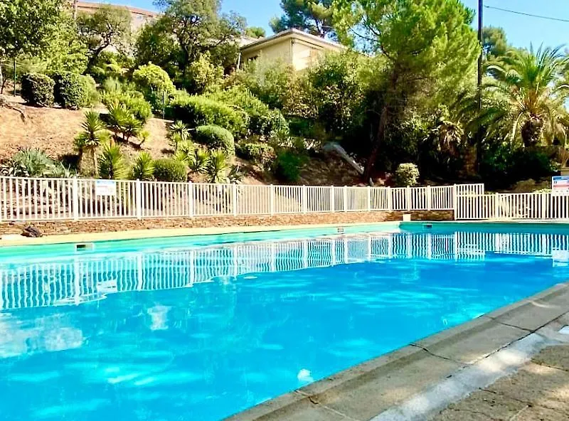 Charme & Calme-Tamaris- Studio Vue Mer - Piscine - Le Petit Olivier Sur Mer La Seyne-sur-Mer Apartment